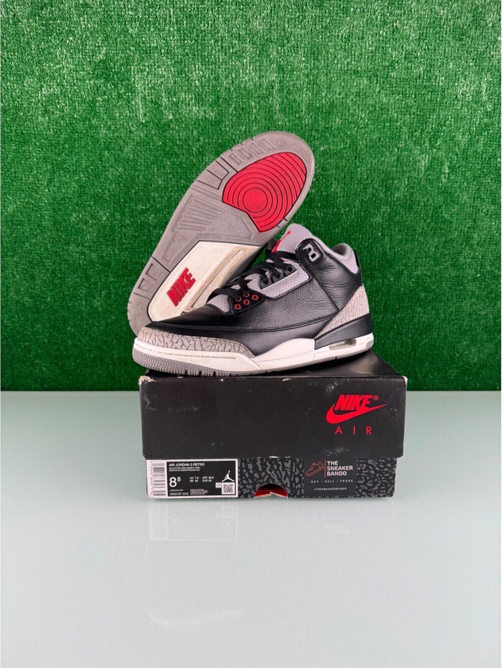 Size 8.5 - Air Jordan 3 Retro OG 2024 Black Cement